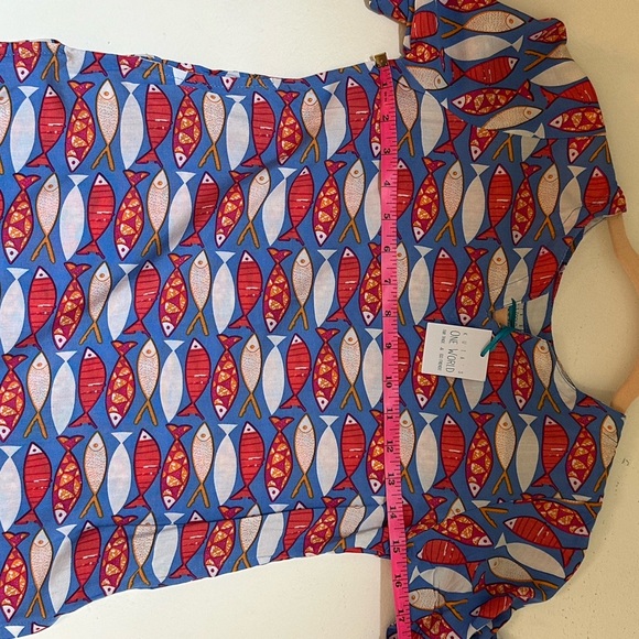 Sister & Me Matching Colorful Fish Print Cover ups Size xsmall & medium. - Picture 10 of 15
